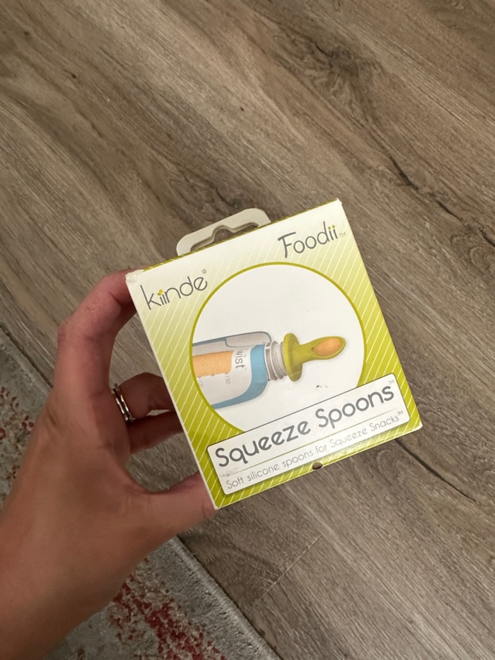 Kiinde Foodii Squeeze Spoons - Green Silicone Feeding Spoons